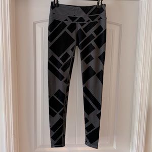 Lucy Athletic Black/gray Leggings Size Small